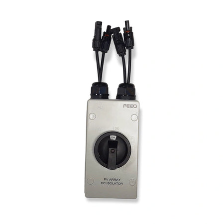 Feeo FDIS-32-4T PV array DC isolator, 4-pole 32 A, IP66 enclosure with MC4 leads, front view of the rotary switch on white background.